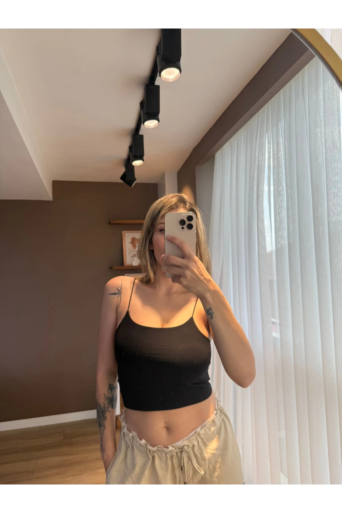 Siyah Lastikli Crop