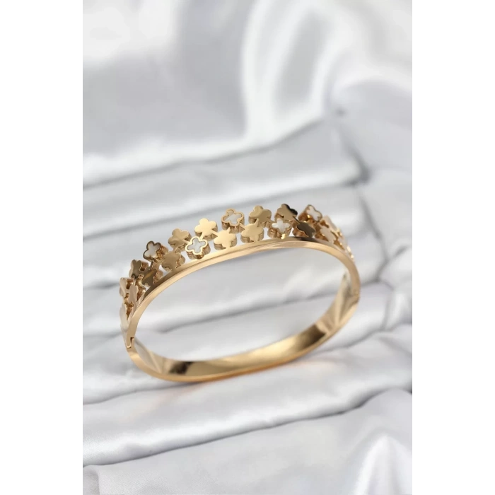 316L Çelik Gold Renk Minimal Yoncalı Kadın Kelepçe Bileklik - TJ-BB8072