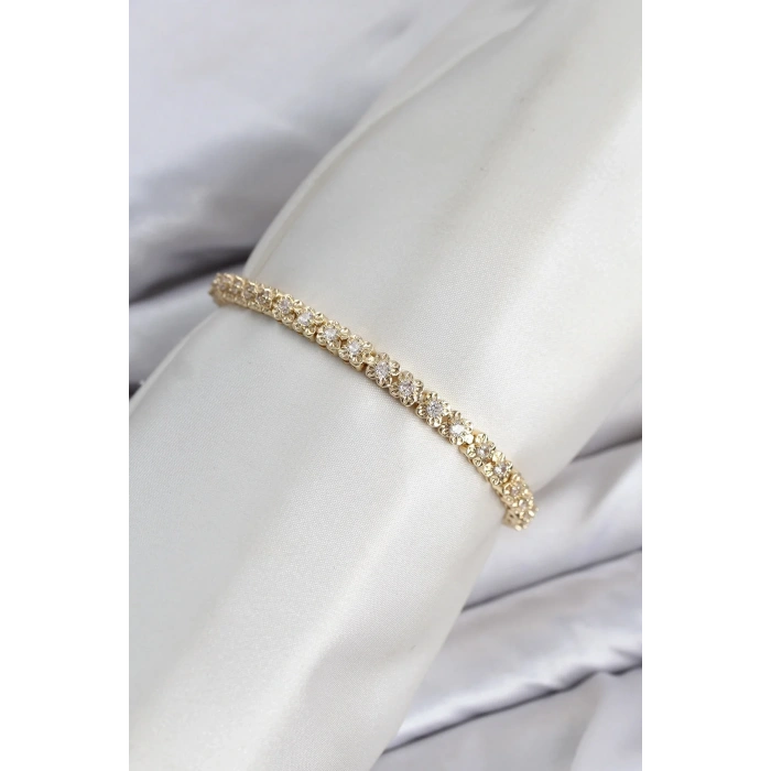 CM Model Zirkon Taşlı VIP Seri Gold Renk Pirinç Kadın Bileklik