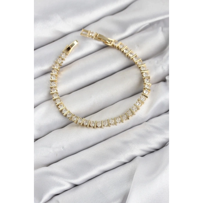CM Şerit Model Zirkon Taşlı VIP Seri Gold Renk Pirinç Kadın Bileklik