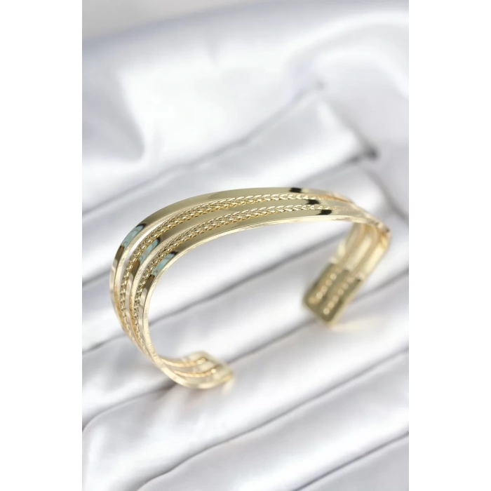 Eğik Şerit Model Gold Renk Pirinç Kadın Bileklik - TJ-BB8019