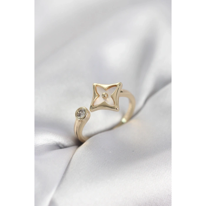 Gold Renk Köşeli Yonca Model Zirkon Taşlı Kadın Yüzük 5886