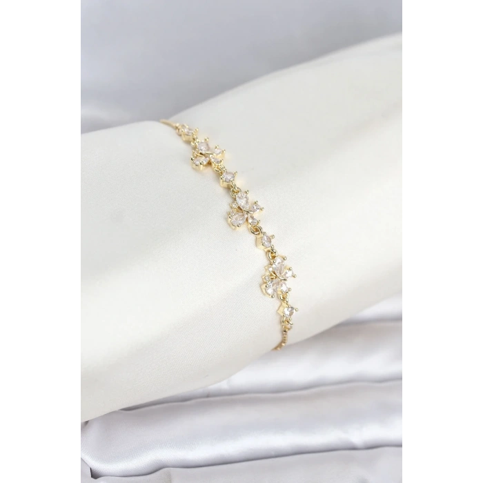 Gold Renk Pirinç Kelebek Model Asansörlü Model Kadın Bileklik