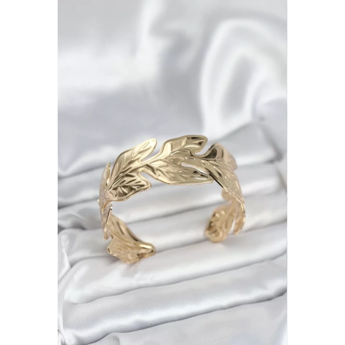 Gold Renk Pirinç Levha Yaprak Model Kadın Bileklik - TJ-BB8052