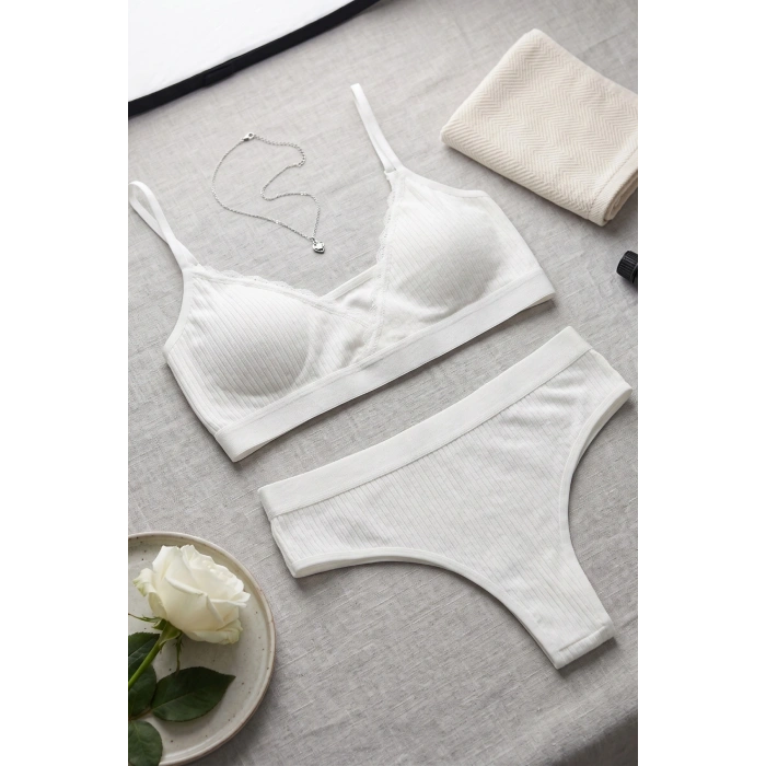 Kadın Ekru Çıkarılabilir Pedli Fitilli Dantelli Bralet Takımı