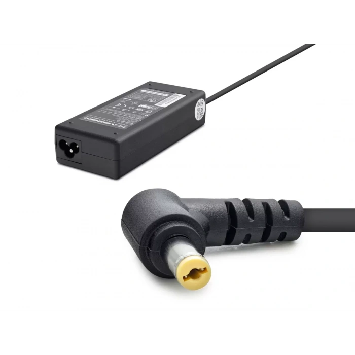 Laptop Adaptörü 65W 19V 3.42A 5.5X1.7 Mm Siyah HD720
