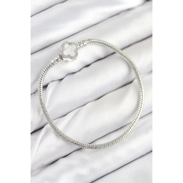 Pirinç Charm Zirkon Taşlı Yonca Model Gümüş Renk Kadın Bileklik - TJ-BB7799