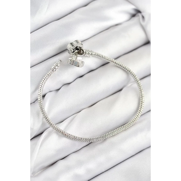 Pirinç Charm Zirkon Taşlı Yonca Model Gümüş Renk Kadın Bileklik - TJ-BB7800
