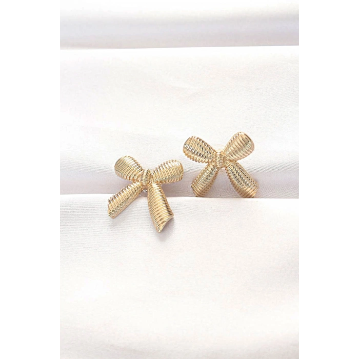 Pirinç Gold Renk Fiyonk Küpe 5886