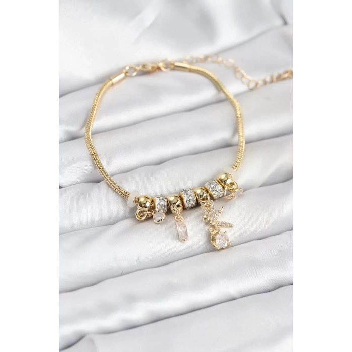 Pirinç Gold Renk Tinkerbell Charmlı Kadın Bileklik - TJ-BB8189