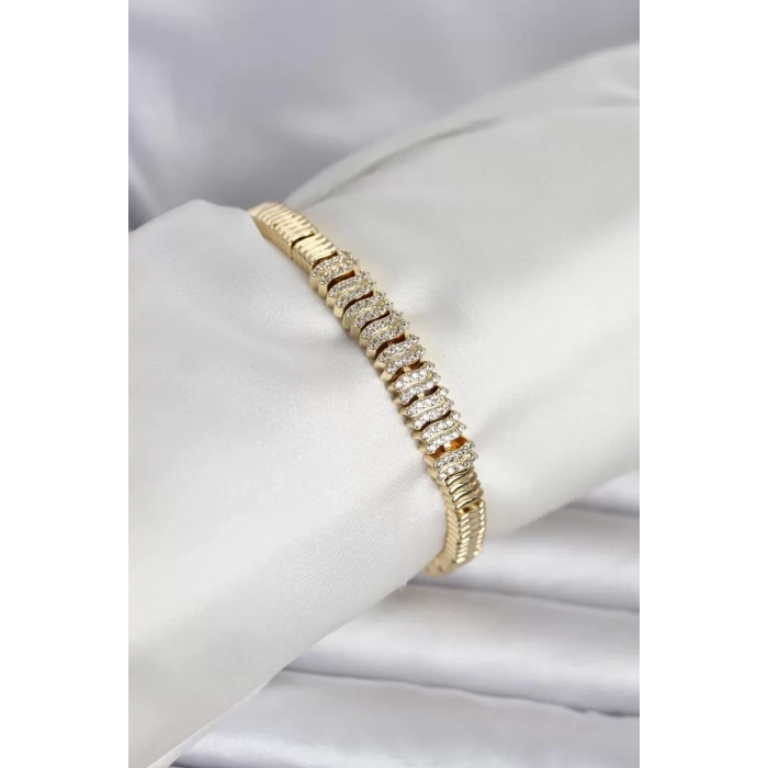 Pirinç Gold Renk Zirkon Taşlı Kadın Bileklik - TJ-BB8400