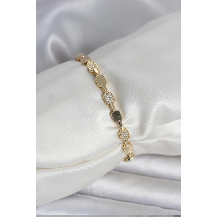 Pirinç Zirkon Taşlı Gold Renk Kadın Bileklik 5886