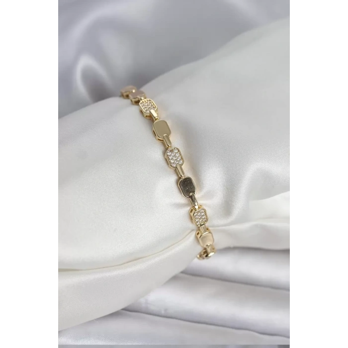 Pirinç Zirkon Taşlı Gold Renk Kadın Bileklik - TJ-BB8397