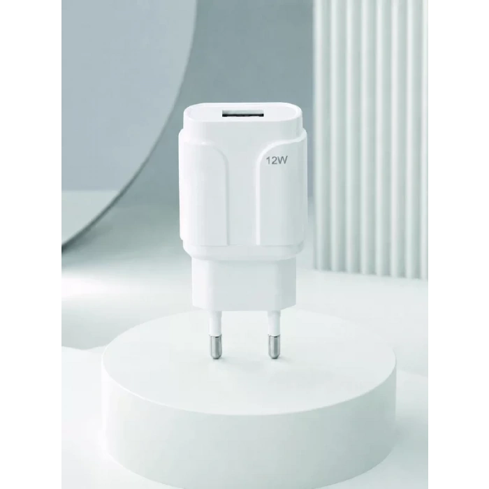 Pratik ve Kompakt Tasarımlı 12W USB Telefon Şarj Adaptörü