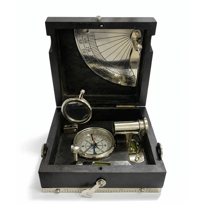 USLUCAN ALIŞVERİŞ Ahşap Kutulu İşlemeli Pirinç Pusula Seti