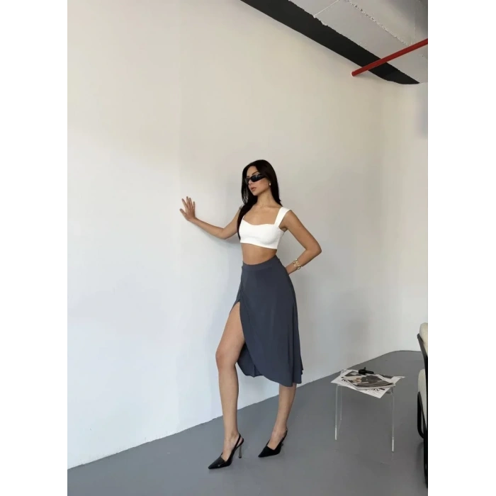 USLUCAN ALIŞVERİŞ Cepli Şortlu Yırtmaçlı Etek - Siyah