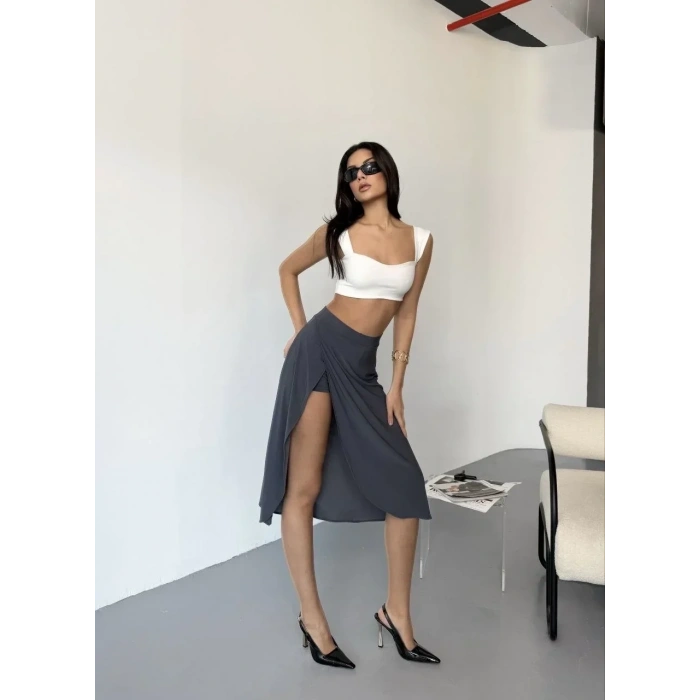 USLUCAN ALIŞVERİŞ Cepli Şortlu Yırtmaçlı Etek - Siyah