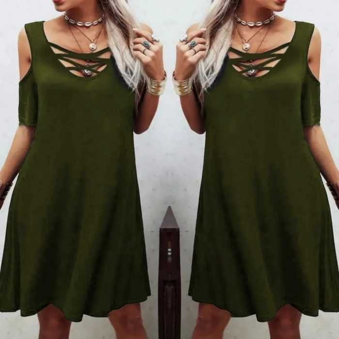 USLUCAN ALIŞVERİŞ Dekolteli Bağcık Detay Viskon Kumaş Elbise