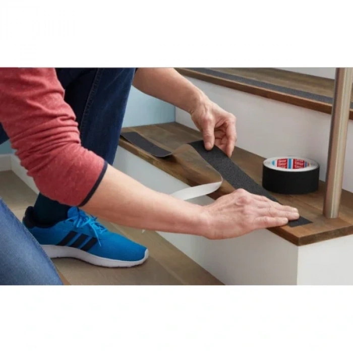 USLUCAN ALIŞVERİŞ Kaydırmaz Siyah Bant 50 mm X 25 mt