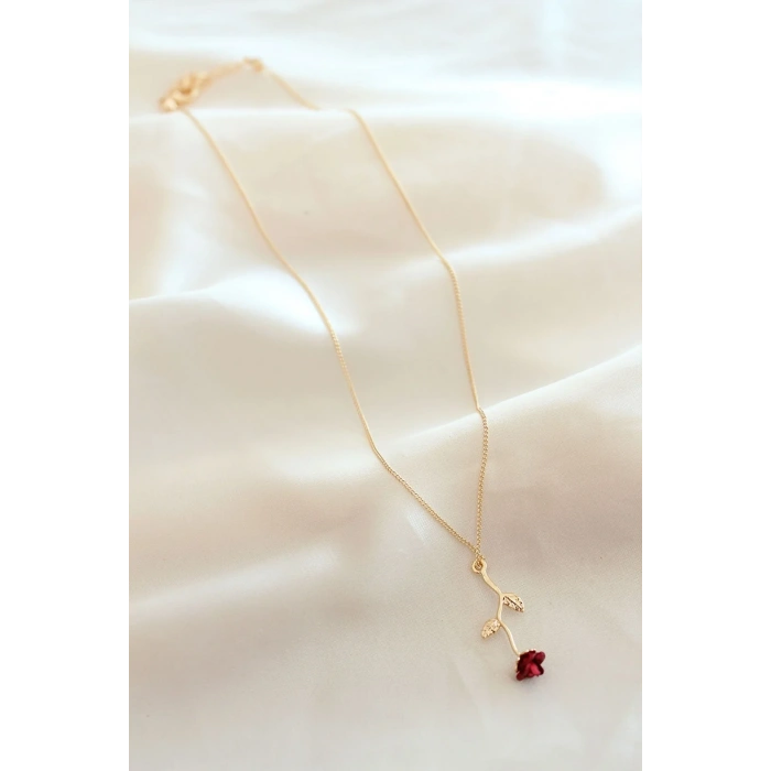 USLUCAN ALIŞVERİŞ Kırmızı Gül Figürlü Kolye