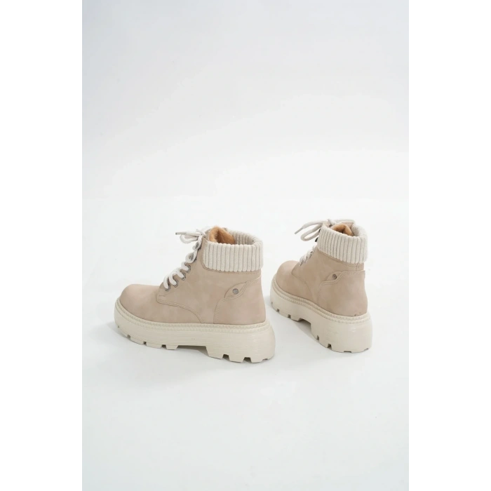 USLUCAN ALIŞVERİŞ LMÇ-2045 Bej Süet Bağcıklı Kalın Taban Kadın Günlük Bot