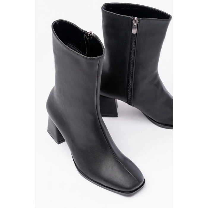 USLUCAN ALIŞVERİŞ MSK-032 Siyah Topuklu Fermuarlı Kadın Bot
