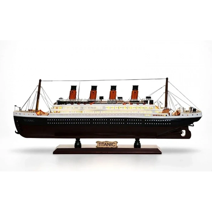 USLUCAN ALIŞVERİŞ Özel Tasarım Ahşap Işıklı Titanik Gemi - Model 2