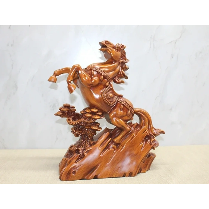 USLUCAN ALIŞVERİŞ Polyester Şahlanmış At Figürü