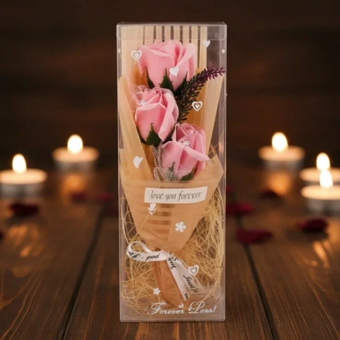 USLUCAN ALIŞVERİŞ Şeffaf Kutulu Üç Gül Buketi