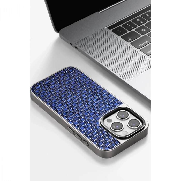 Venco  İphone 15 Pro Brand Kapak - Gümüş