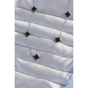 USLUCAN ALIŞVERİŞ 316L Çelik Gümüş Renk Minimal Siyah Mineli Yonca Kolye