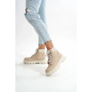 USLUCAN ALIŞVERİŞ LMÇ-2045 Bej Süet Bağcıklı Kalın Taban Kadın Günlük Bot