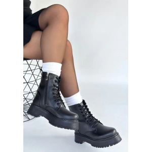 Jonni Siyah Cilt Bağcıklı Bot