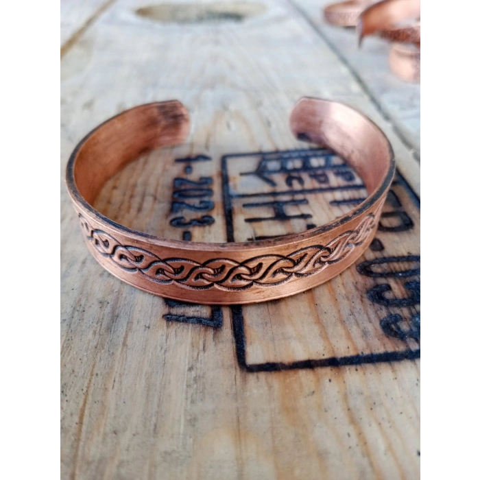 Bakır Bileklik Işlemeli motifli Üreticisinden.