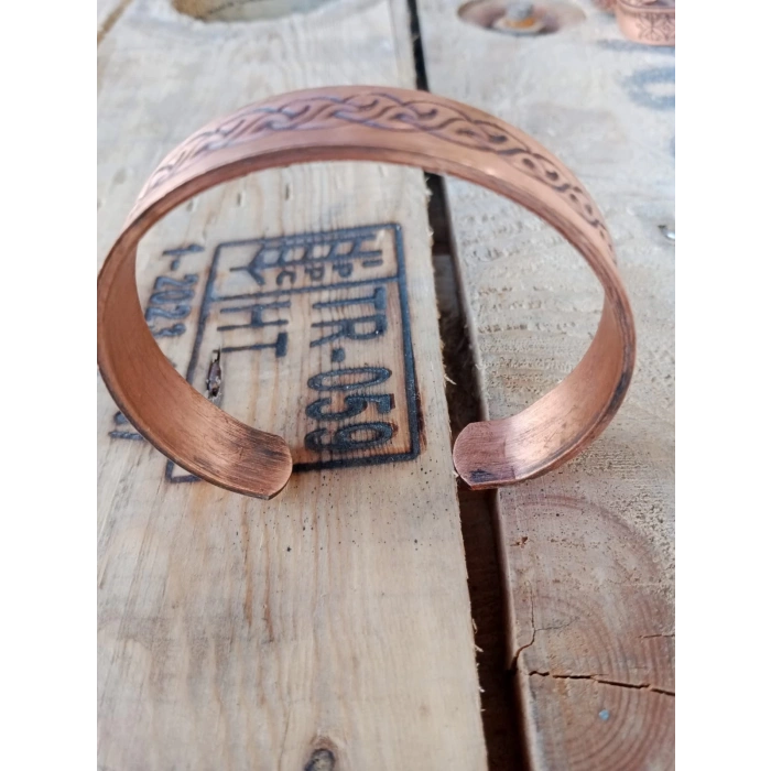 Bakır Bileklik Işlemeli motifli Üreticisinden.