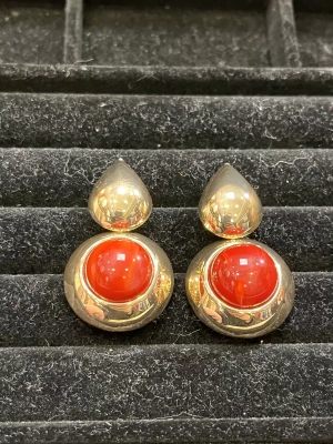 Bordo gold detaylı küpe