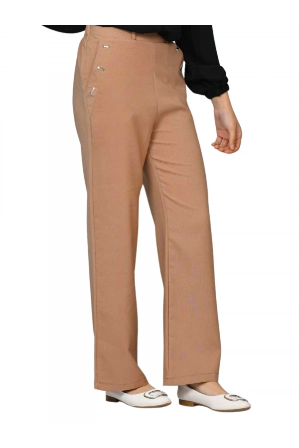 CEP DETAYLI KIZ PANTOLON