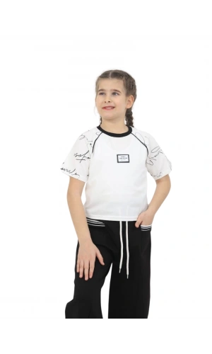 KOL YAZILI KIZ T-SHIRT