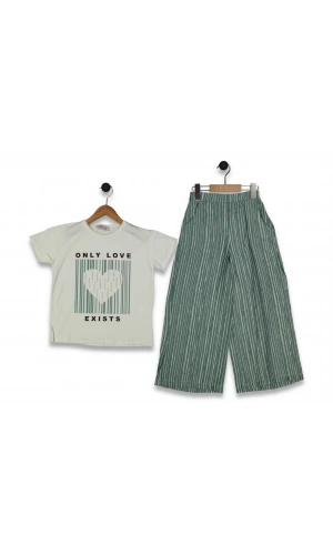 TAŞLI KALP DESENLİ KIZ TAKIM