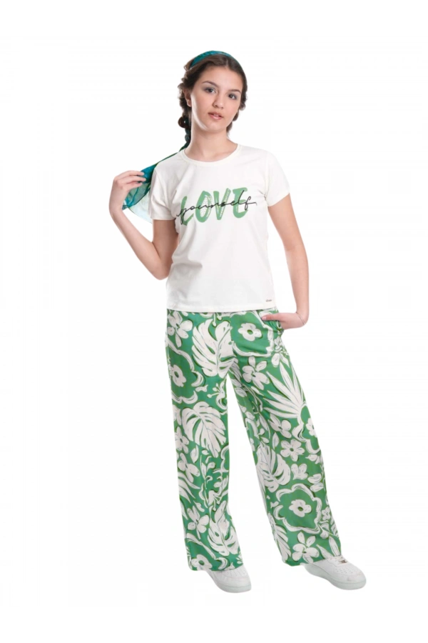 LOVE BASKILI KIZ TAKIM