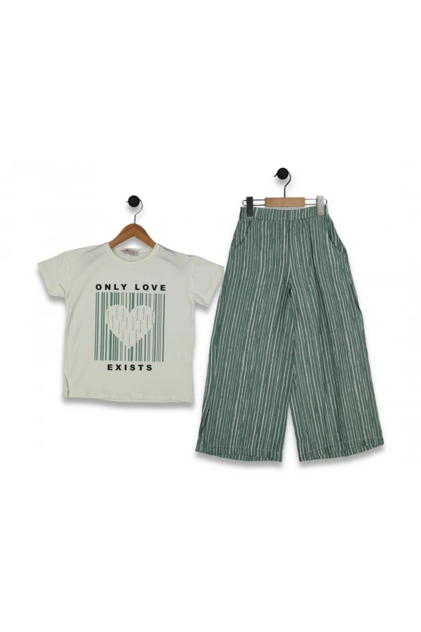 TAŞLI KALP DESENLİ KIZ TAKIM