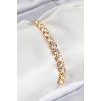 Pirinç Zirkon Taşlı Kare Model Gold Renk Asansörlü Kadın Bileklik