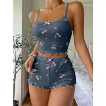 Mavi Kiraz Desenli Askılı Şortlu Pijama Takımı