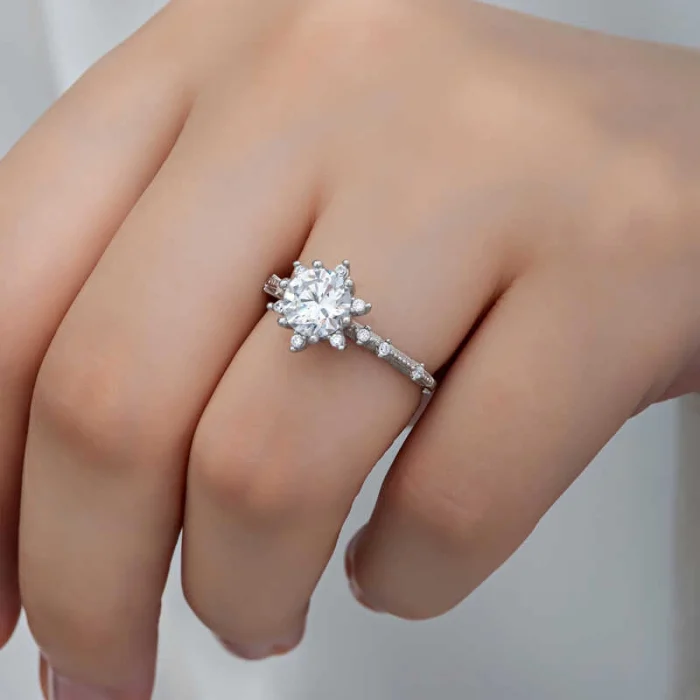 Luz&Pos ​gümüş Çiçek Desenli Kadın Yüzük