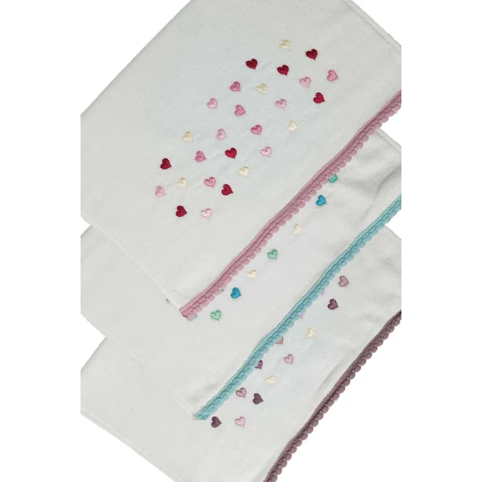 3 Lü Renkli Kalpli Su Taşı Kenar İşlemeli Havlu Seti 50X90 Cm