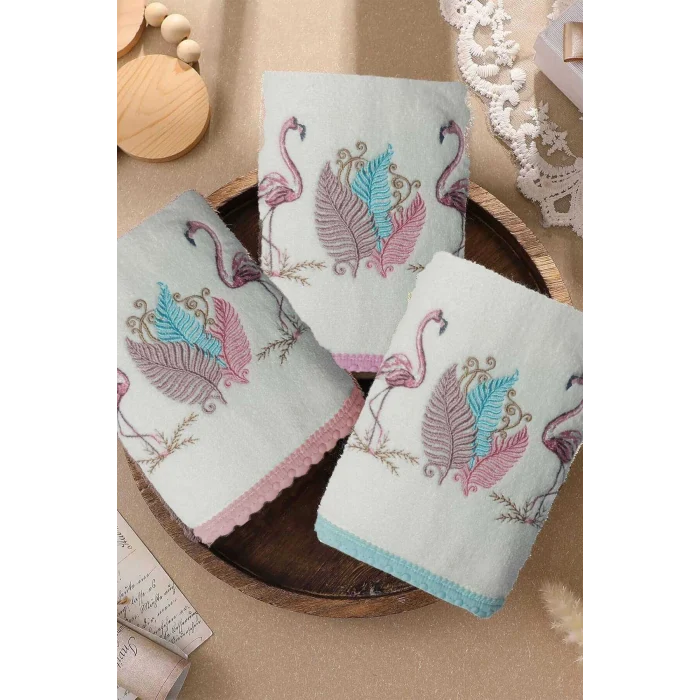 3 Lü Renkli Kuğu Nakışlı Su Taşı Kenar İşlemeli Havlu Seti 50X90 Cm