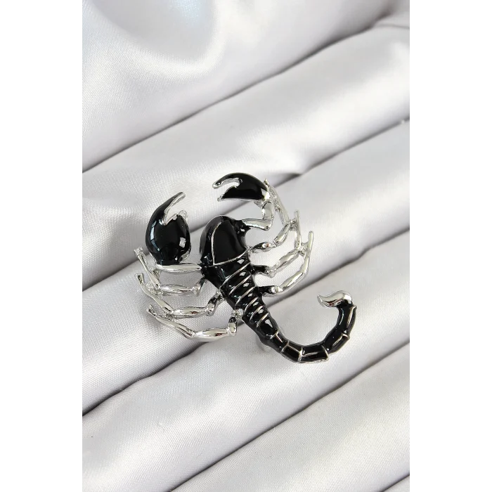 3D Siyah Akrep Figürlü Gümüş Renk Kadın Broş