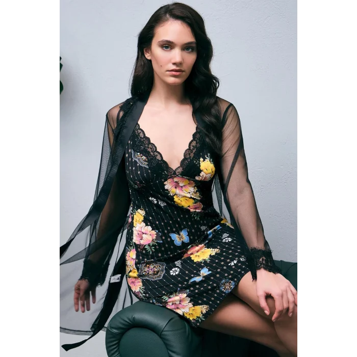 Tül Sabahlık ve Viskon Çiçek Baskılı Dantelli Kısa Gecelik Takım