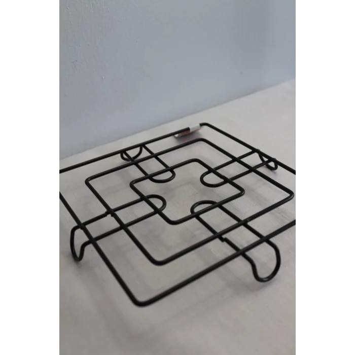 Balsa Ayaklı Metal Siyah Kare Nihale