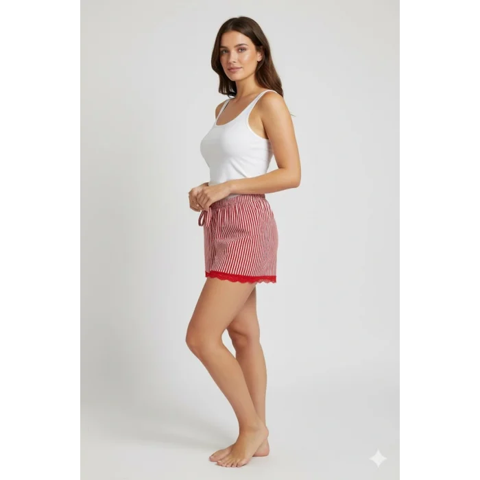 Çizgili Penye Kadın Ev Şortu Bacak Dantel Detaylı Ev Giyim Kırmızı